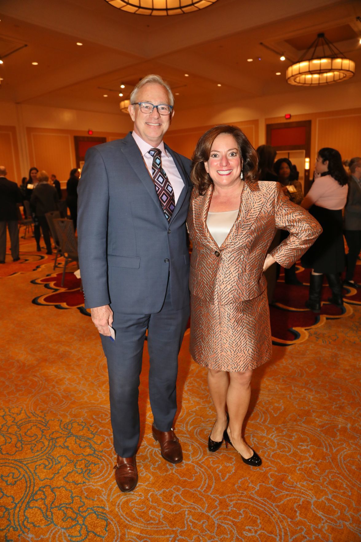 Greg Lukeman, Elizabeth Mannen